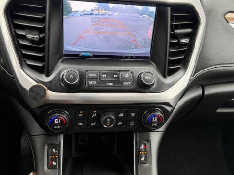 2017 GMC Acadia SLE-2