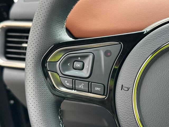 2025 VinFast VF8 Plus