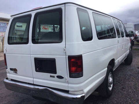 2012 Ford E-Series E-350 SD XLT