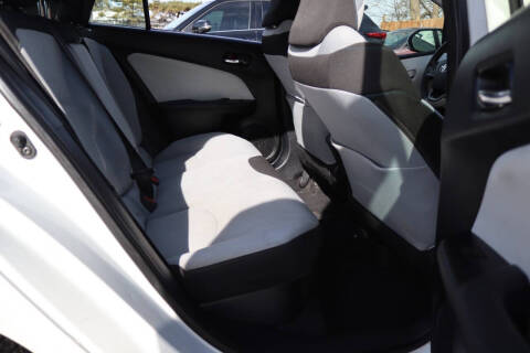 2022 Toyota Prius LE