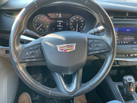 2019 Cadillac XT4 Luxury