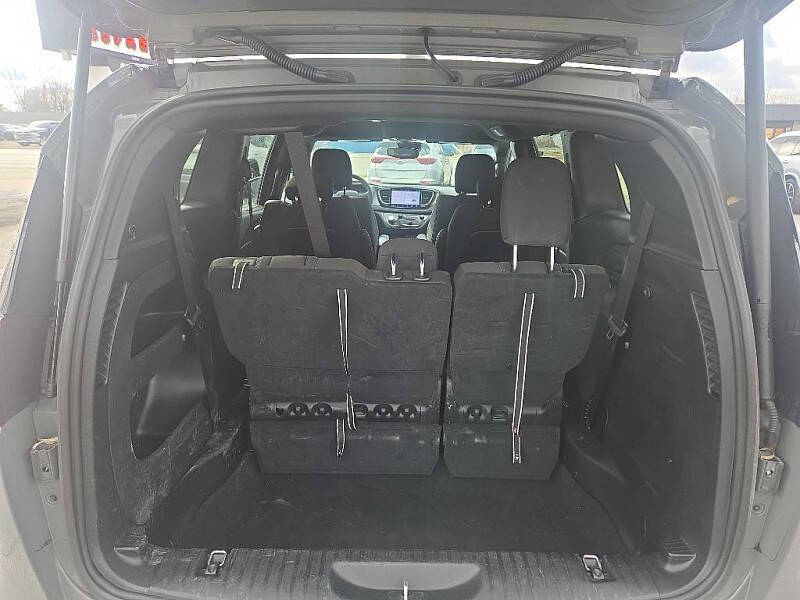 2022 Chrysler Pacifica Touring