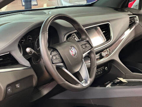 2022 Buick Enclave Essence