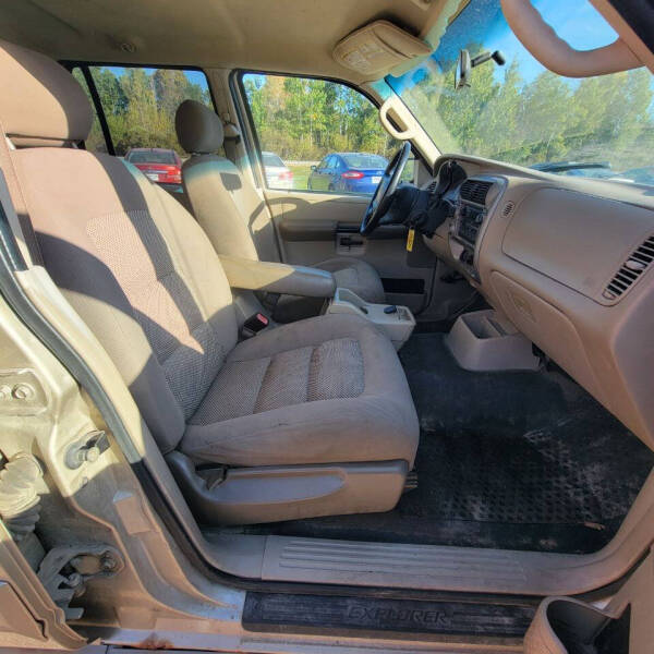 2003 Ford Explorer Sport Trac XLS