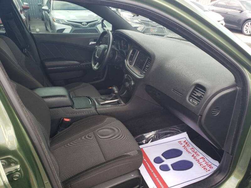 2021 Dodge Charger SXT