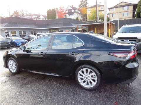 2024 Toyota Camry LE