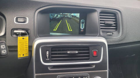 2016 Volvo V60 Cross Country T5