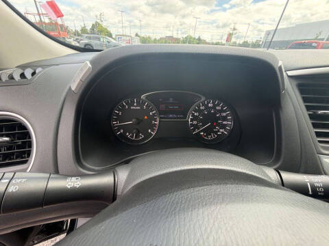 2019 Nissan Pathfinder SL