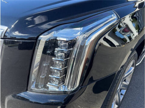 2020 Cadillac Escalade Luxury