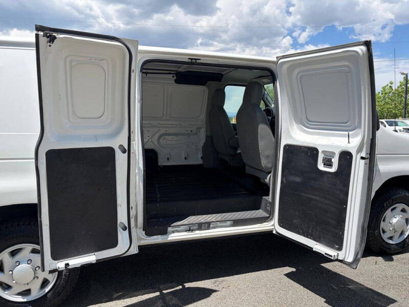 2009 Ford E-Series E-150