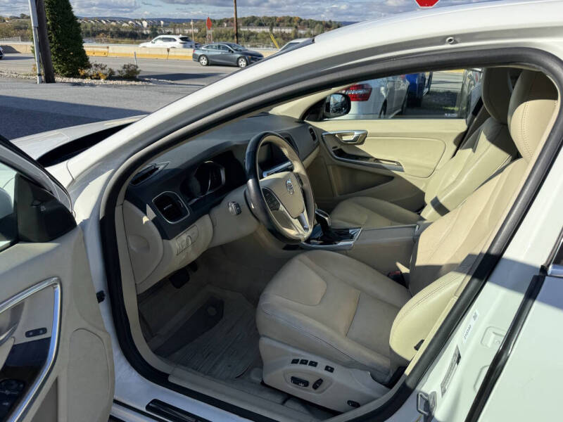 2015 Volvo S60 T5 Drive-E Premier