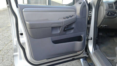 2005 Ford Explorer XLT