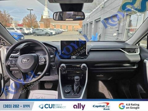 2025 Toyota RAV4 Hybrid XLE