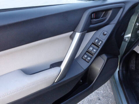 2014 Subaru Forester 2.5i