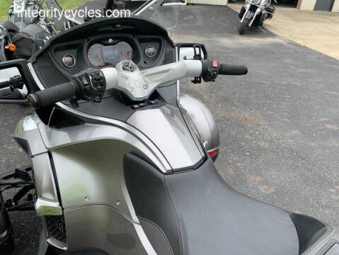 2012 Can-Am Spyder RT-S SE5