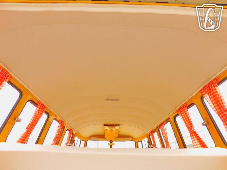 1975 Volkswagen Type 2