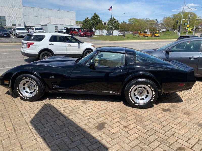 1980 Chevrolet Corvette for sale at Mr Wonderful Motorsports in Aurora IL
