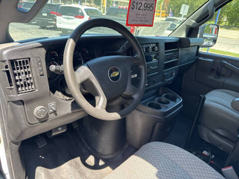 2017 Chevrolet Express 2500