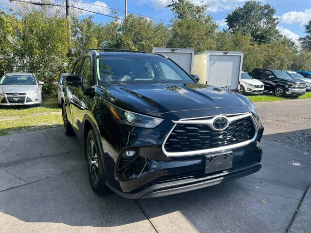 2023 Toyota Highlander for sale at South East Car Agency in Gainesville, FL