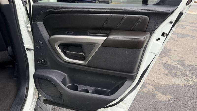 2015 Nissan Armada
