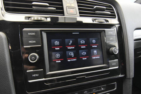 2020 Volkswagen Golf GTI SE