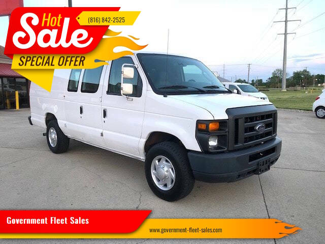 2012 Ford E-Series Econoline Van Commercial's photo