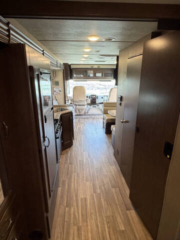 2018 Thor Motor Coach Ace 30.4
