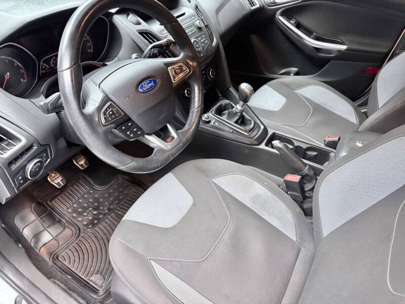 2016 Ford Focus ST