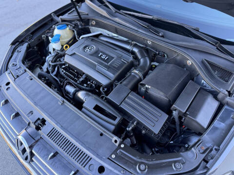 2015 Volkswagen Passat 1.8T Sport