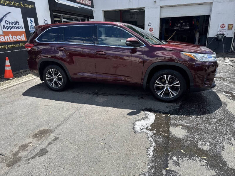 2017 Toyota Highlander LE Plus
