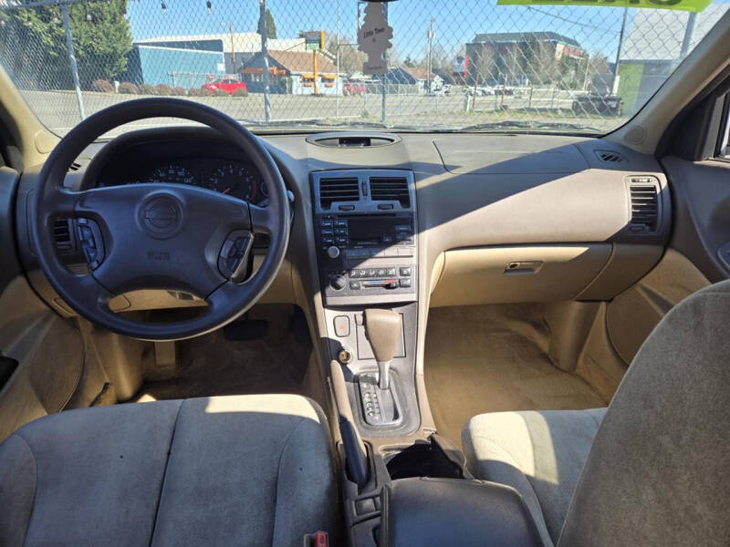 2001 Nissan Maxima GLE