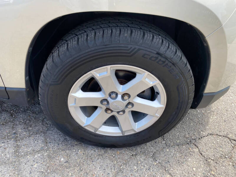 2015 GMC Acadia SLE-2