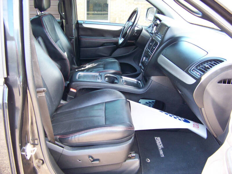 2012 Dodge Grand Caravan R/T