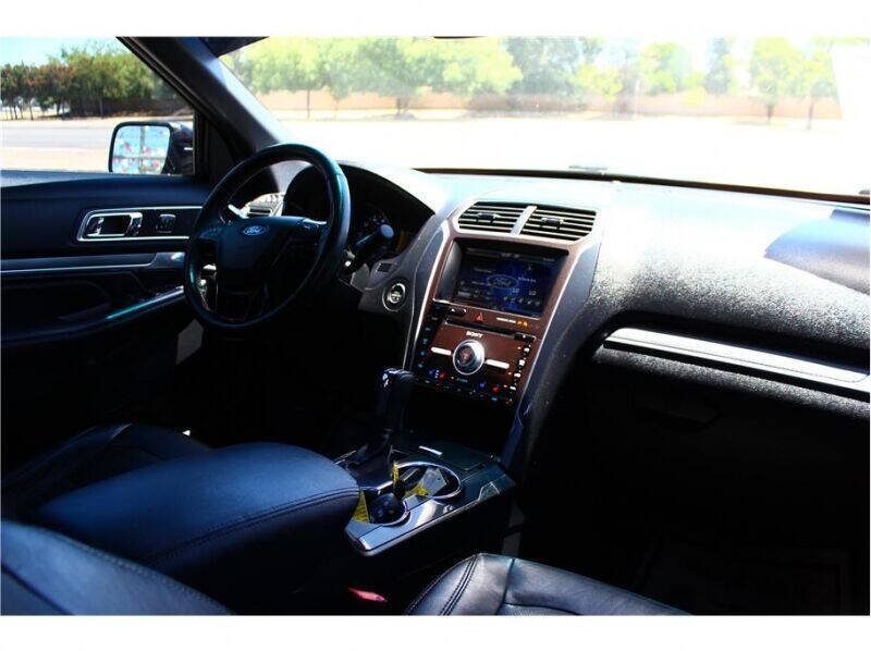 2017 Ford Explorer Sport