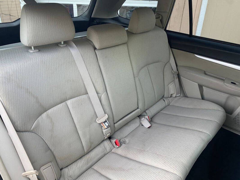 2011 Subaru Outback 2.5i Premium