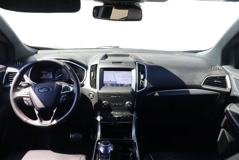 2020 Ford Edge ST Line