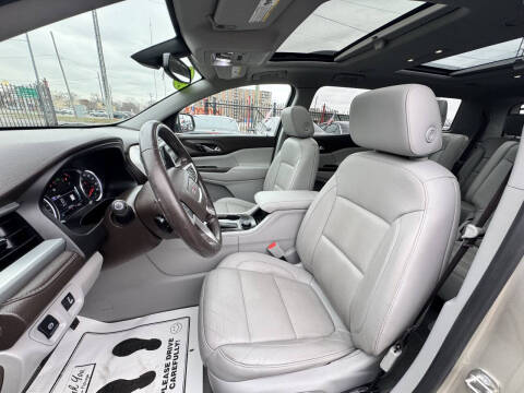 2017 GMC Acadia SLT-1