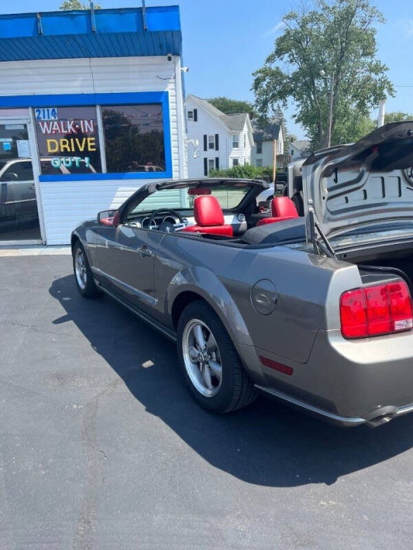 2005 Ford Mustang for sale at GREAT DEALS ON WHEELS in Michigan City IN