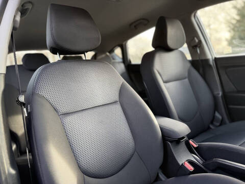 2017 Hyundai Accent Sport