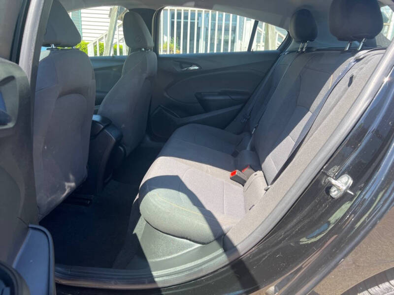 2019 Chevrolet Cruze LS