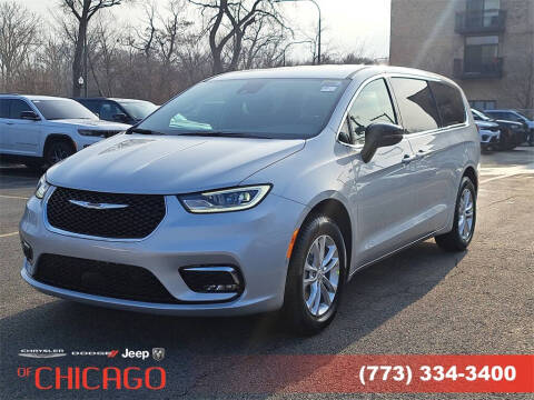 2026 Chrysler Pacifica Select