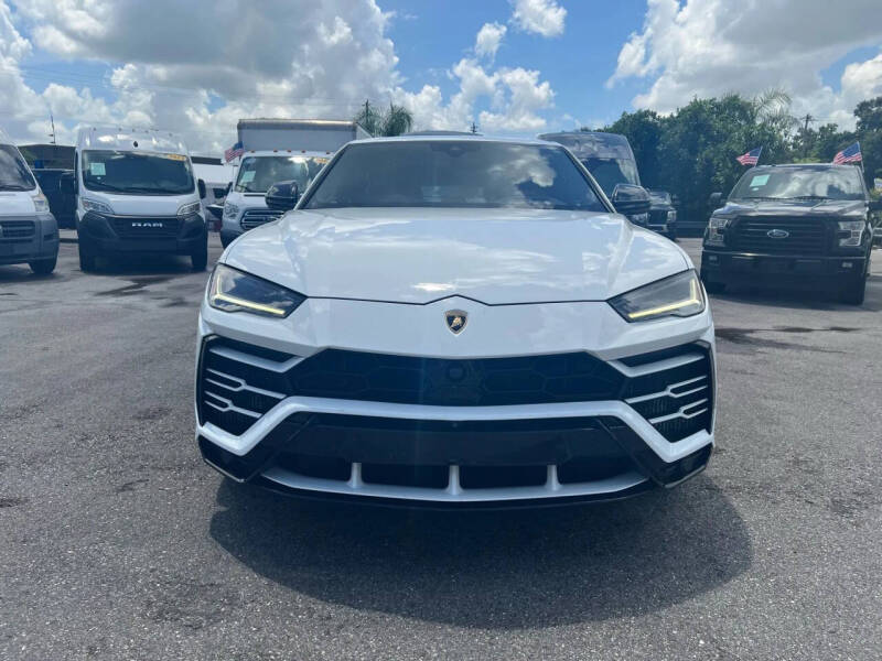 2019 Lamborghini Urus
