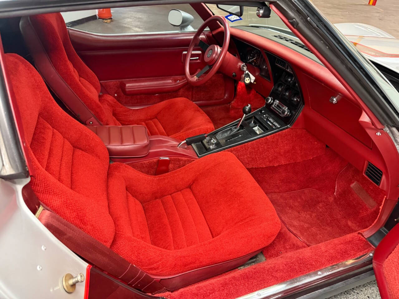 1982 Chevrolet Corvette 25
