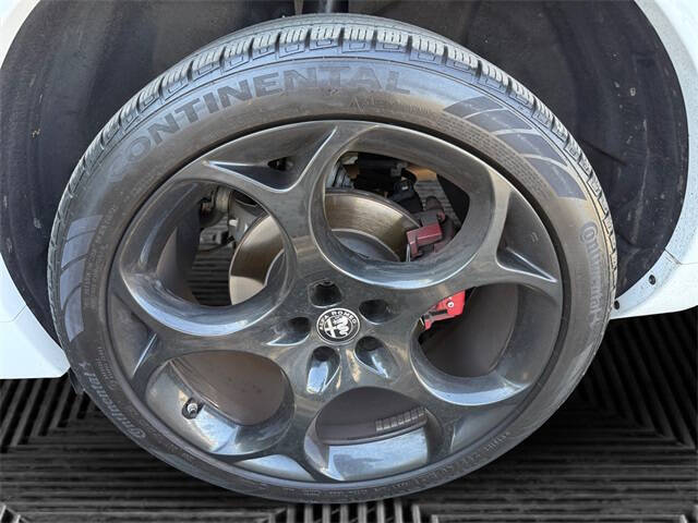 2022 Alfa Romeo Stelvio Veloce