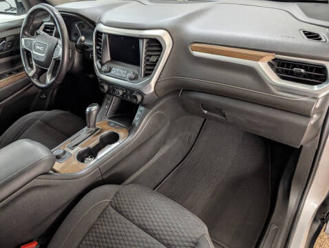 2018 GMC Acadia SLE-2