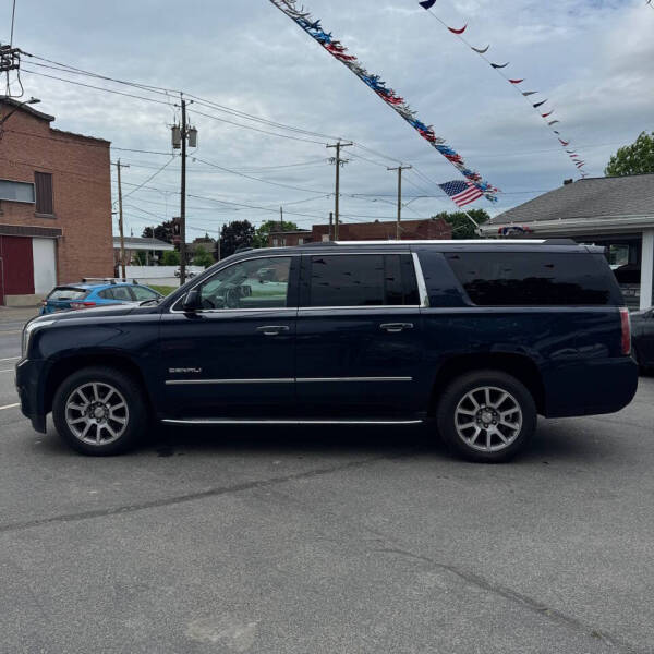 2017 GMC Yukon XL Denali