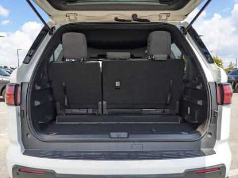 2025 Toyota Sequoia SR5