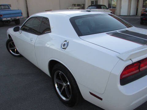 2010 Dodge Challenger SE