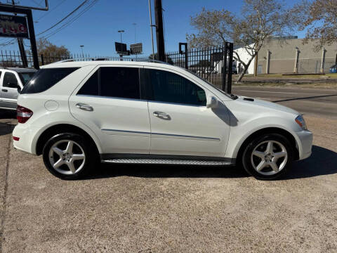 2009 Mercedes-Benz M-Class ML 550