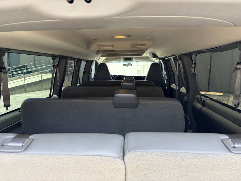 2020 Chevrolet Express LS 3500
